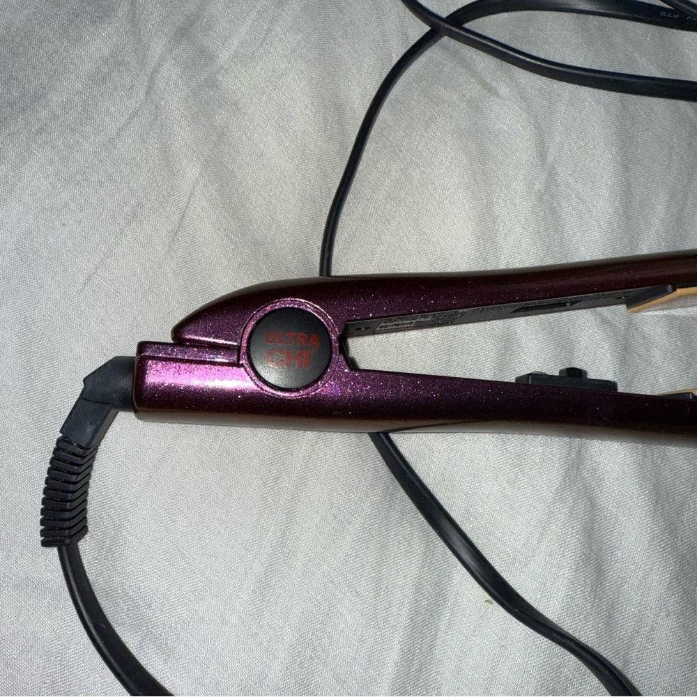 CHI Metallic Purple Flat Iron Hair Straightener - Picture 4 of 8